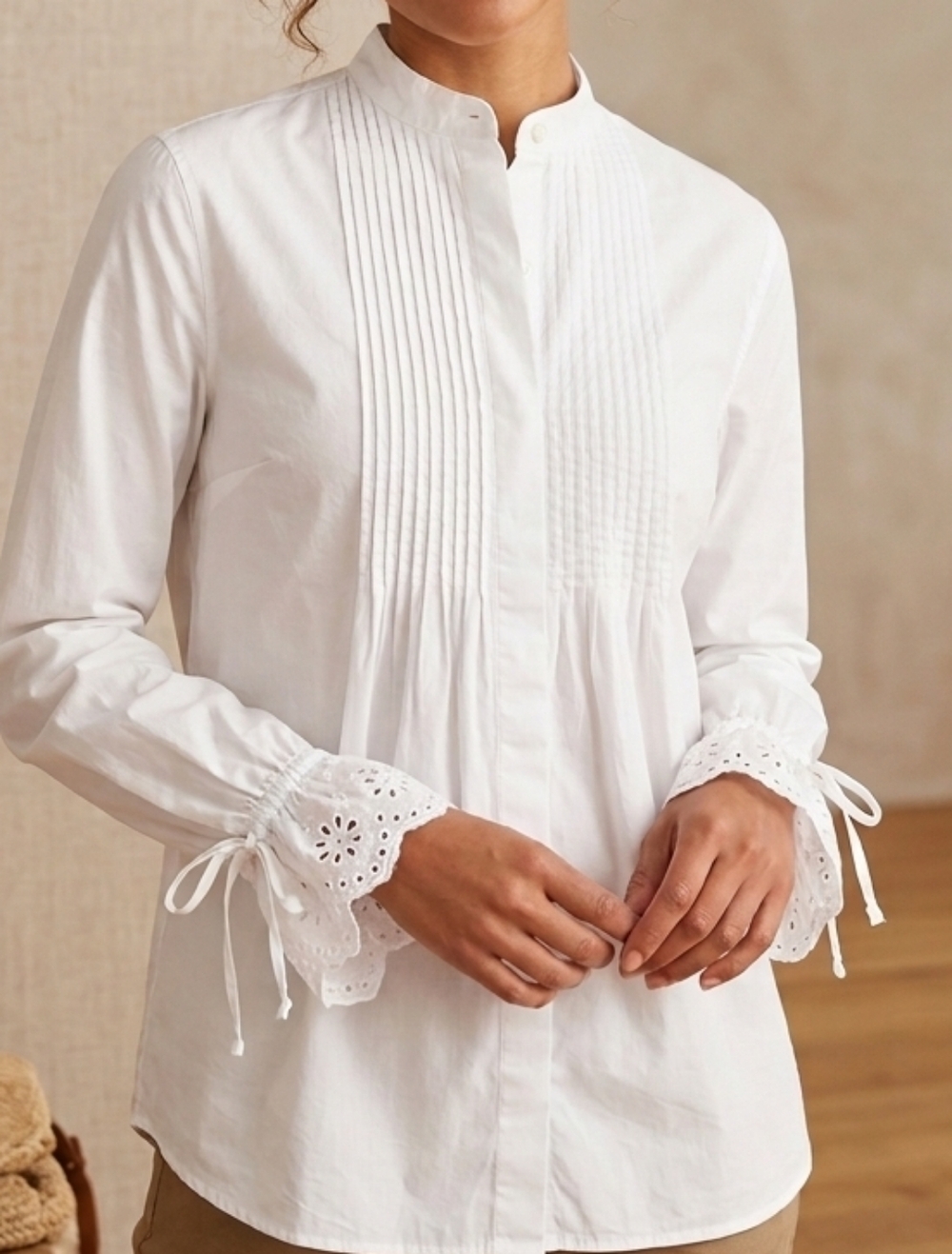 Abercrombie & Fitch Elegant White Button Down Shirt Size M 100% Cotton.